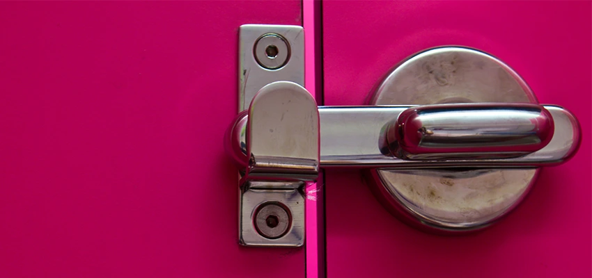 Childproof Gate Lock in La Quinta, California