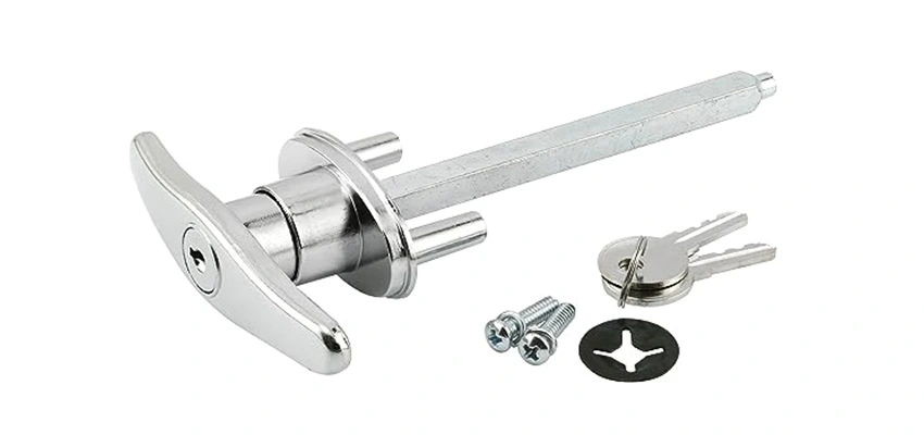 Old Style Garage Door Locks Replacements in La Quinta, California